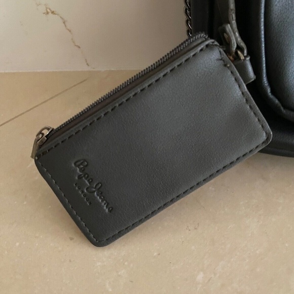 Pepe Jeans London Unisex Dark Navy Crossbody Shoulder Bag Adjustable Strap - Picture 3 of 10